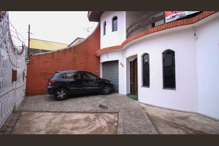 Casa para alugar com 250m², 4 quartos e 5 vagasGaragem