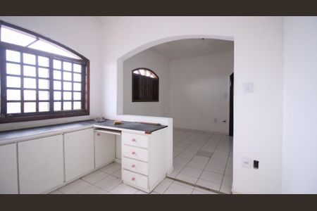 Casa para alugar com 250m², 4 quartos e 5 vagasQuarto 2