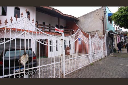 Casa para alugar com 250m², 4 quartos e 5 vagasFachada