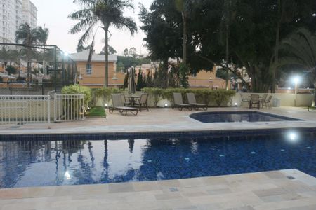 Apartamento à venda com 63m², 2 quartos e 1 vagaÁrea comum - Piscina