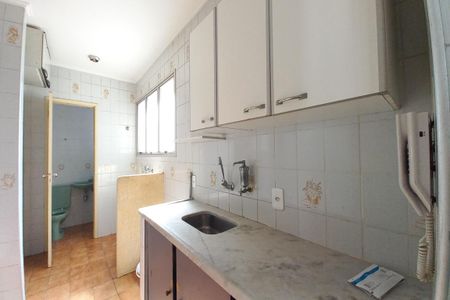 Apartamento à venda com 55m², 1 quarto e sem vagaCozinha 