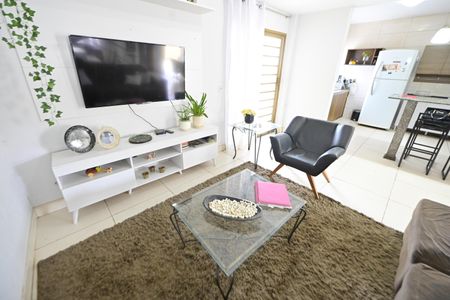 Casa para alugar com 248m², 4 quartos e 4 vagas Casa para alugar com 248m², 4 quartos e 4 vagasSala