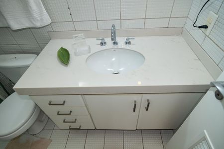 Banheiro de apartamento à venda com 1 quarto, 43m² em Bela Vista, São Paulo