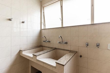 Apartamento à venda com 273m², 4 quartos e 1 vagaÁrea de Serviço