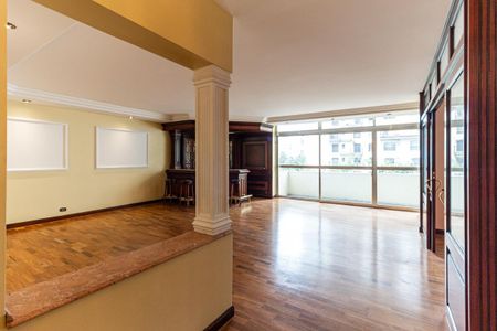 Apartamento à venda com 273m², 4 quartos e 1 vagaSala