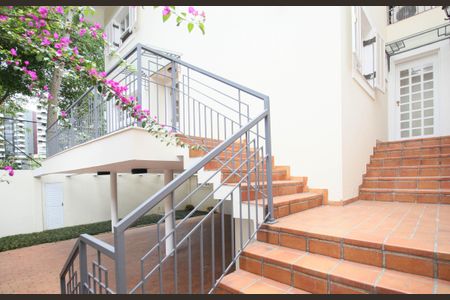 Casa à venda com 430m², 4 quartos e 6 vagasGaragem