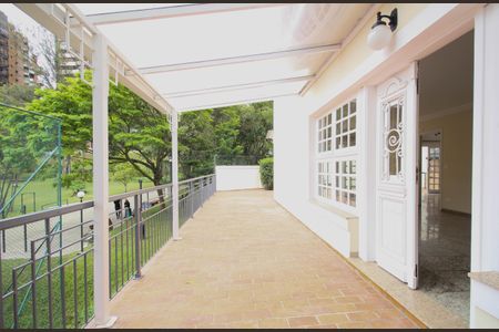 Casa à venda com 430m², 4 quartos e 6 vagasVaranda da Sala