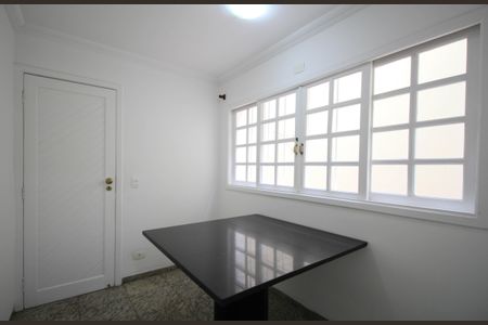 Casa à venda com 430m², 4 quartos e 6 vagasCopa