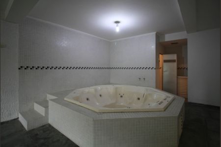 Casa à venda com 430m², 4 quartos e 6 vagasJacuzzi