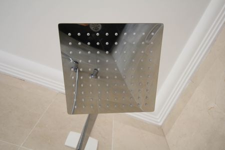 Casa à venda com 430m², 4 quartos e 6 vagasBanheiro da Suíte 1