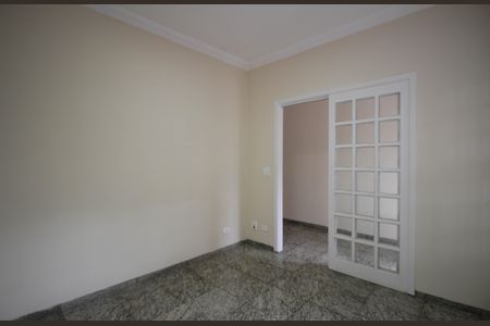 Casa à venda com 430m², 4 quartos e 6 vagasSala TV