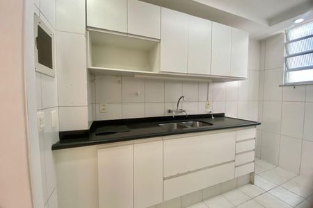 Apartamento à venda com 99m², 3 quartos e sem vagaCozinha