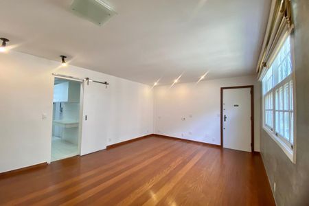 Apartamento à venda com 99m², 3 quartos e sem vagaSala