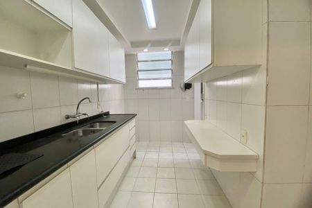 Apartamento à venda com 99m², 3 quartos e sem vagaCozinha