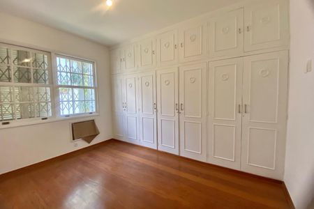 Apartamento à venda com 99m², 3 quartos e sem vagaQuarto 2