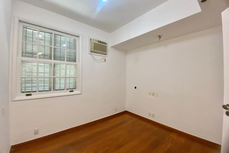 Apartamento à venda com 99m², 3 quartos e sem vagaQuarto 1