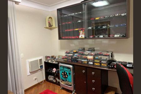 Apartamento à venda com 220m², 3 quartos e 4 vagas