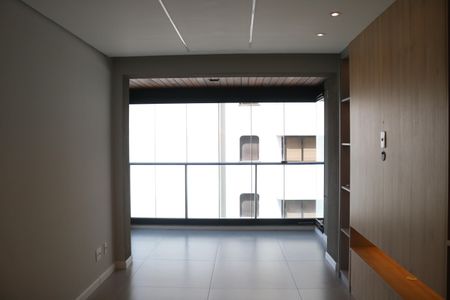 Sala de apartamento à venda com 1 quarto, 56m² em Pacaembu, São Paulo