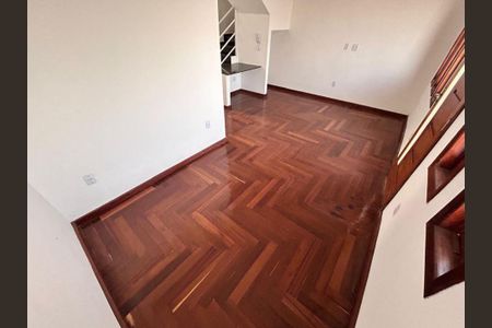 Casa à venda com 2 quartos, 126m² em Salgado Filho, Belo Horizonte