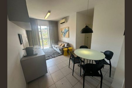 Apartamento à venda com 2 quartos, 60m² em Centro, Niterói
