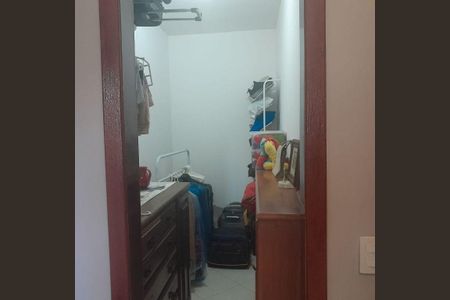 Casa à venda com 4 quartos, 360m² em Engenho do Mato, Niterói