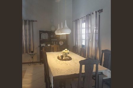 Casa à venda com 4 quartos, 360m² em Engenho do Mato, Niterói