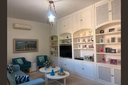 Casa à venda com 3 quartos, 170m² em Icaraí, Niterói