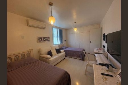 Casa à venda com 3 quartos, 170m² em Icaraí, Niterói