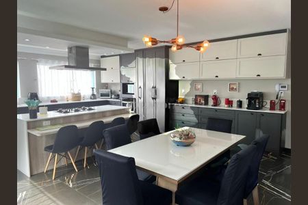 Casa à venda com 3 quartos, 432m² em Oswaldo Cruz, São Caetano do Sul