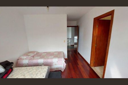 Casa à venda com 3 quartos, 400m² em Parque dos Principes, São Paulo