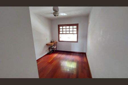 Casa à venda com 3 quartos, 400m² em Parque dos Principes, São Paulo