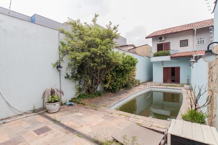 Casa à venda com 239m², 4 quartos e 4 vagasQuintal