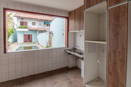 Casa à venda com 239m², 4 quartos e 4 vagasÁrea de Serviço