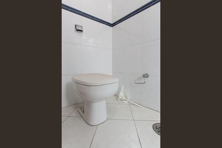 Casa à venda com 239m², 4 quartos e 4 vagasBanheiro da Suíte 1