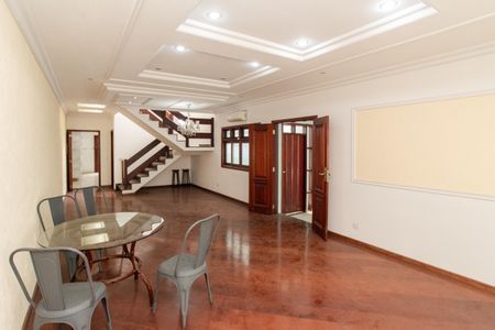 Sala de casa à venda com 4 quartos, 239m² em Vila Guilherme, São Paulo