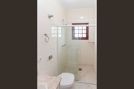 Casa à venda com 239m², 4 quartos e 4 vagasBanheiro Social