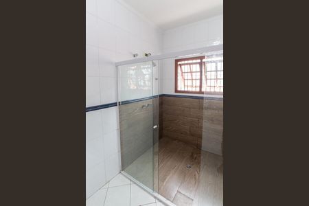 Casa à venda com 239m², 4 quartos e 4 vagasBanheiro da Suíte 1