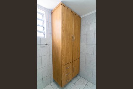 Casa à venda com 183m², 3 quartos e 2 vagasBanheiro 