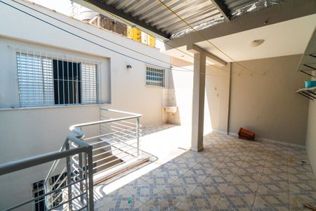 Casa à venda com 183m², 3 quartos e 2 vagasQuintal
