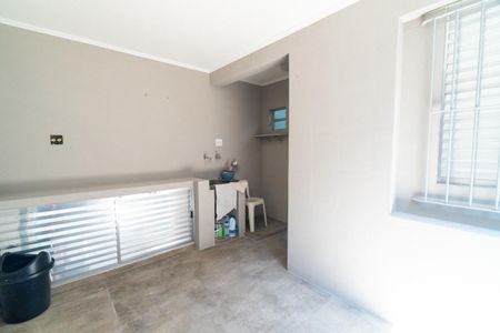 Casa à venda com 183m², 3 quartos e 2 vagasÁrea de Serviço