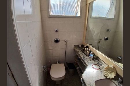 Apartamento à venda com 130m², 3 quartos e 2 vagas Apartamento à venda com 130m², 3 quartos e 2 vagasBanheiro 1