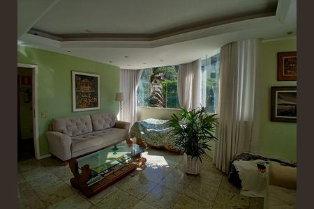 Apartamento à venda com 130m², 3 quartos e 2 vagas Apartamento à venda com 130m², 3 quartos e 2 vagasSala