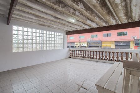 Casa para alugar com 250m², 2 quartos e 1 vagaSacada