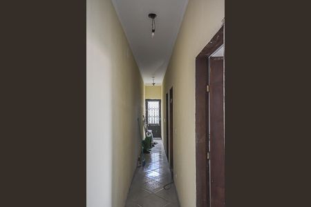 Casa à venda com 129m², 3 quartos e 4 vagasCorredor