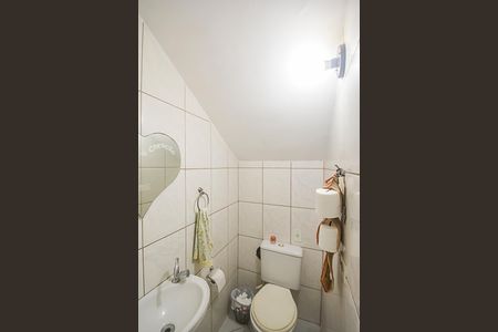 Casa à venda com 129m², 3 quartos e 4 vagasLavabo