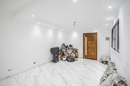 Casa à venda com 129m², 3 quartos e 4 vagasSala