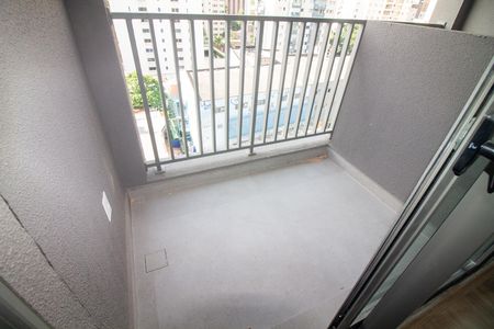 Studio para alugar com 27m², 1 quarto e sem vaga Studio para alugar com 27m², 1 quarto e sem vagaTerraço