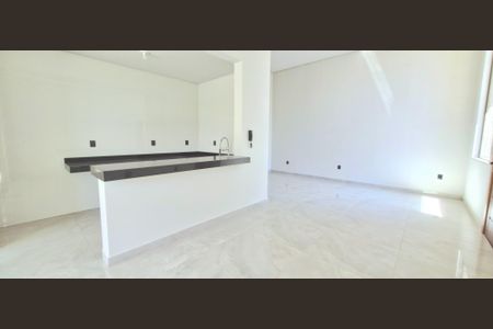 Sala/Cozinha de casa à venda com 3 quartos, 232m² em Lundcéia, Lagoa Santa