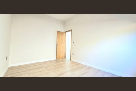 Quarto de casa à venda com 3 quartos, 232m² em Lundcéia, Lagoa Santa