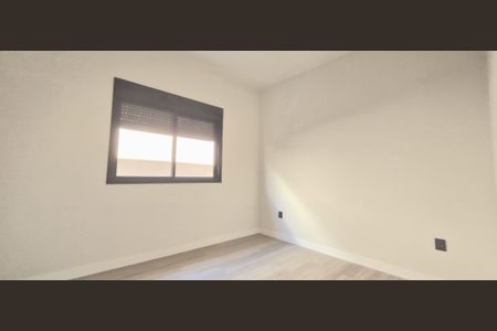 Casa à venda com 232m², 3 quartos e 3 vagas Casa à venda com 232m², 3 quartos e 3 vagasQuarto